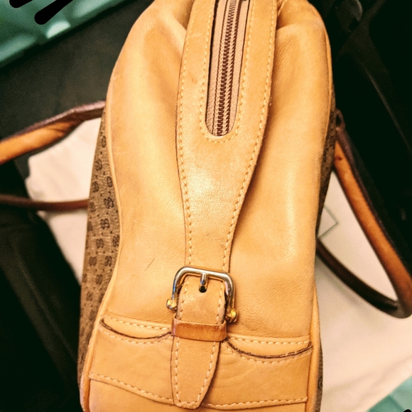 SALE! Gucci Handbag 👜 - Picture 5 of 12